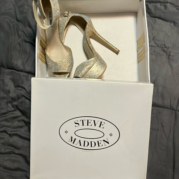 Super Sexy Steve Madden Carriie rhinestone heel worn once - Picture 1 of 4